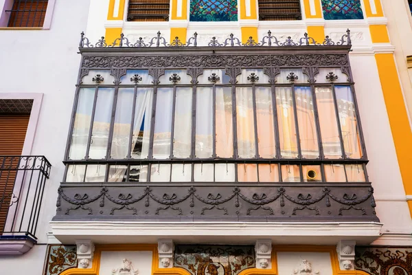 Bild Eines Fensters Eines Historischen Gebäudes Sevilla Spanien — Stockfoto