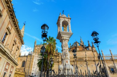 Sevilla Katedrali Plaza del Triunfo Seville, İspanya'dan bir görünüm resmini