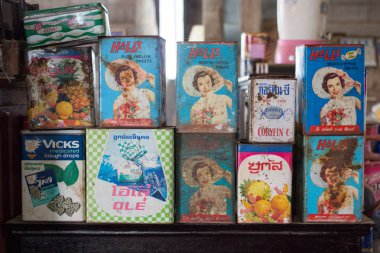 9 Ağustos 2018, Nakornratchasima, Tayland. eski şeker kutusu vintage nesne dekorasyon için