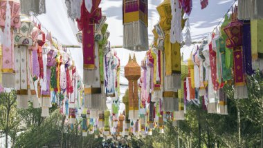 dekorasyon Kemer içinde benzersiz fenerle Kuzey Tayland yeni yıl karnaval