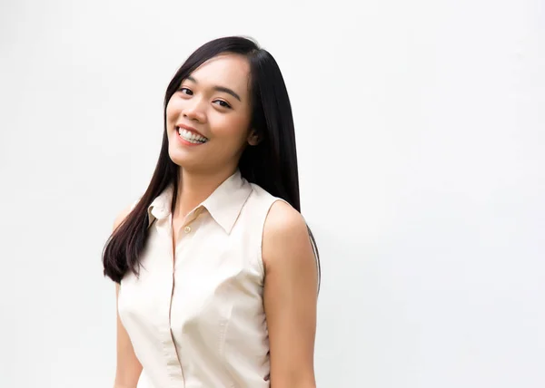 Asiatische Dame Zeigen Lange Haare Für Haarpflege Produkt Auf Weißem — Stockfoto