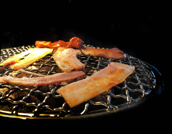 Bliska Strzał Grill Wieprzowina Gorący Węgiel Wywołaniu Japoński Żywności Yakiniku — Zdjęcie stockowe
