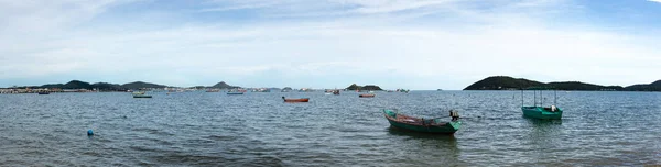 Panorama Vista Oceano Paesaggio Con Barca Pescatore Sulla Tranquilla Isola — Foto Stock