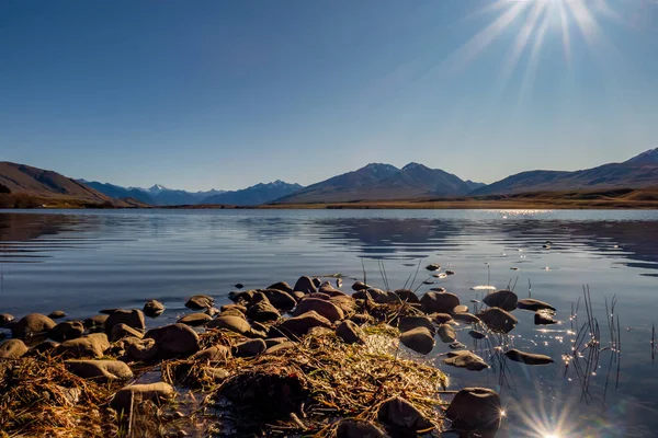 Beautiful Lakeside Nature Scenery Including Sun Flare Reflection Lake Clearwater — Stock Photo, Image