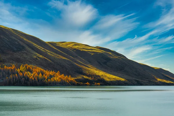 Sunlight Shade Hill Slopes Rolling Shores Lake Tekapo — Stock Photo, Image