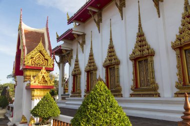 Antik tapınak Wat Chalong, Island Phuket - en büyük ve en saygın Tapınağı. Tayland. Dışarıda görüntüleyin. Turizm, turistik