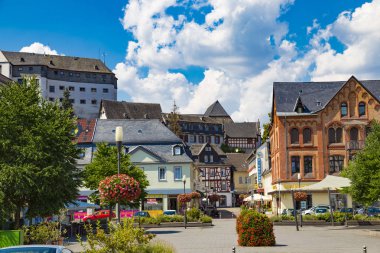 02.08.2018. Antik tarihi kent Diez an der Lahn Rhineland-Palatinate, Almanya. Eski şehir ve kale tepe üzerinde merkezi. Turizm hedef, turistik