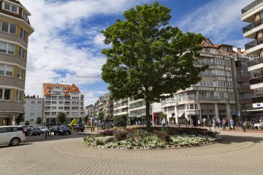 Bir Knokke-Heist tatil beldesi. Belçika. Street City.
