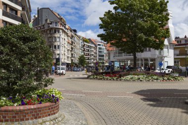 Bir Knokke-Heist tatil beldesi. Belçika. Street City.