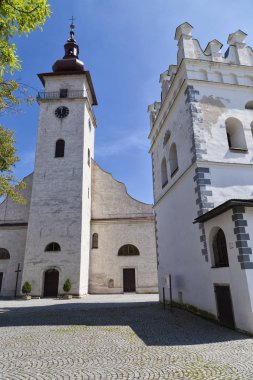 Ortaçağ kasabası Podolinec tarihi merkezi. Slovakya.