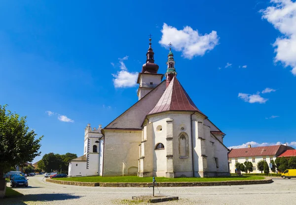 Ortaçağ kasabası Podolinec tarihi merkezi. Slovakya. — Stok fotoğraf