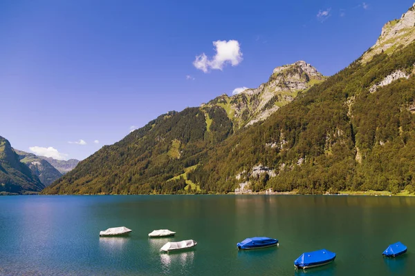 Klontalersee Dağ Gölü. Glarus Kton. İsviçre. — Stok fotoğraf