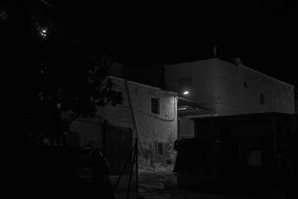 黑白相间的村庄 — 图库照片