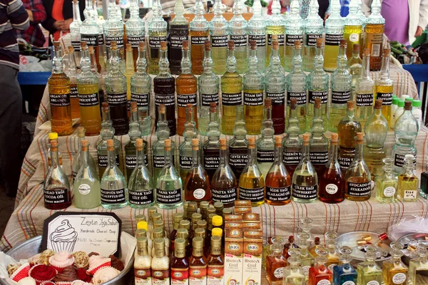 Kemer Turquía Mayo 2015 Gran Surtido Aceites Aromáticos Botellas Vidrio — Foto de Stock