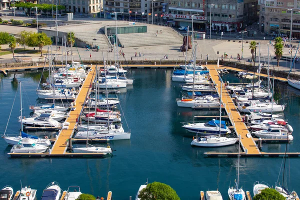 Vigo Španělsko Září 2018 Cityscape Vigo Kotvícovými Jachty Přístav Vigo — Stock fotografie