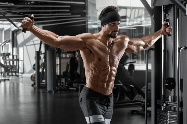 Gespierde Man Workout Sportschool Sterke Mannelijk Naakte Torso Abs — Stockfoto