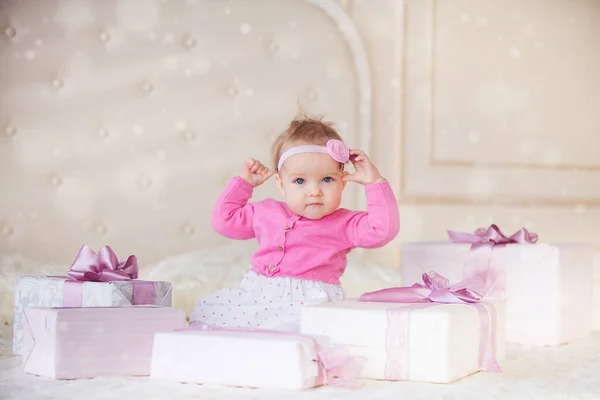 Baby Meisje Geschenkdozen — Stockfoto
