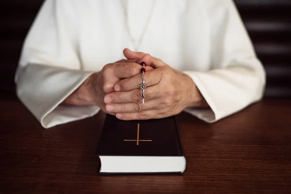Hands Papa Holding Rosary Beads — Stock Photo, Image
