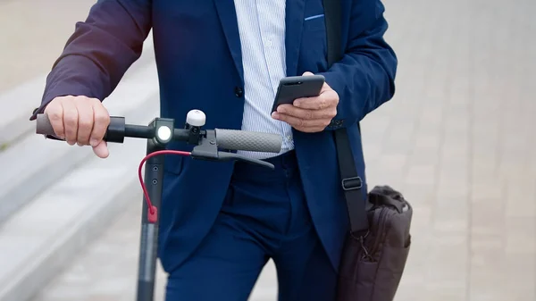 Senior Businessman Using Phone His Electric Scooter — Stock Photo, Image