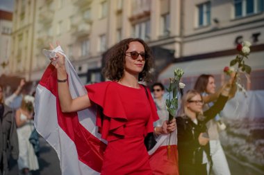                      Minsk, Belarus - 13 Ağustos 2020: Minsk 'te barışçıl protesto          