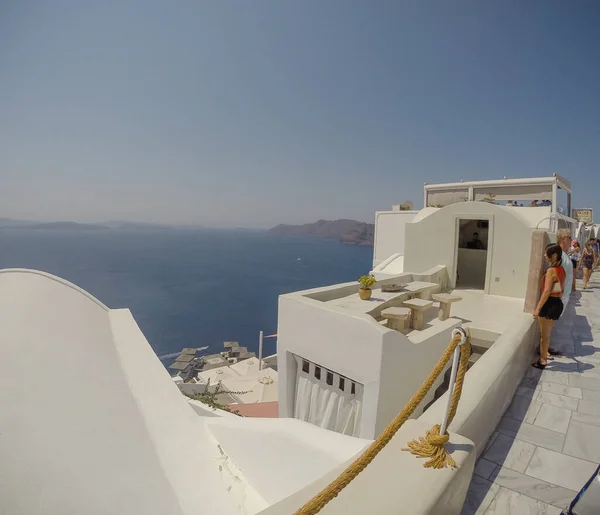 Santorini Greece September 2017 Traditional White Houses Overlooking Mediterranean Sea — Stock Photo, Image