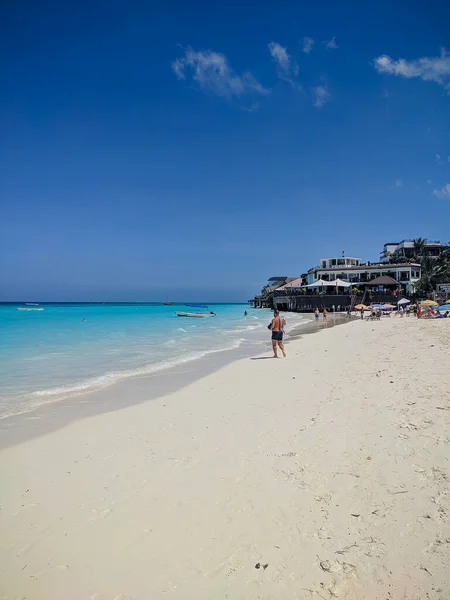 Zanzibar Tanzanya Aralık 2019 Zanzibar Daki Nungwi Plajı Parlak Mavi — Stok fotoğraf