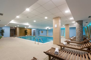 Otel spa merkezinde Kapalı Yüzme Havuzu