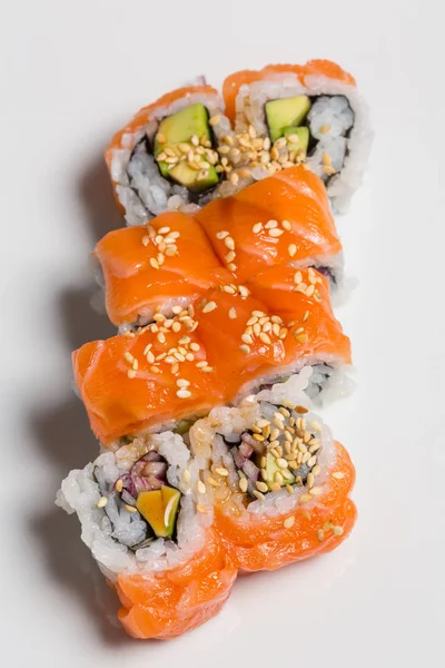 Uzený losos Sushi Roll — Stock fotografie