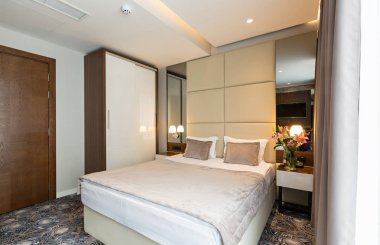 Lüks bir otel çift kişilik yatak yatak odası iç