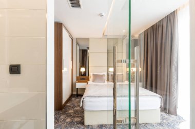 Bir otel daire yatak odası iç