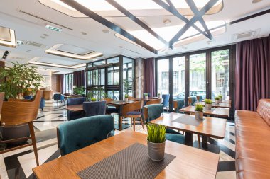 Modern bir otel lounge cafe bar restoran iç