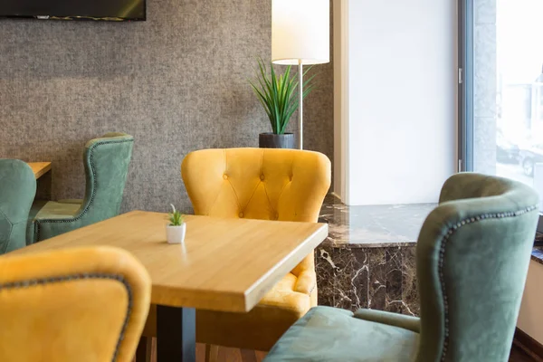 Interiören i en modern hotell kafé restaurang — Stockfoto