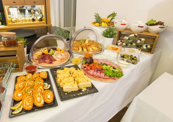 Ristorante Interno Tavolo Buffet Colazione — Foto Stock