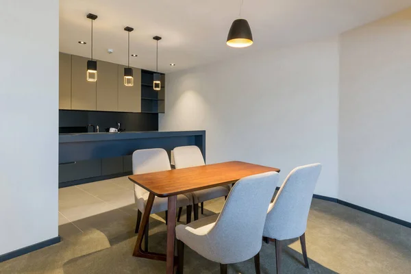 Intérieur Kitchenette Dans Hôtel Moderne Appartement — Photo