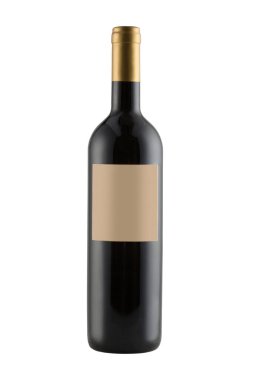 Beyaz arkaplanda boş etiketli şarap şişesi maketi