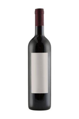 Beyaz arkaplanda boş etiketli şarap şişesi maketi