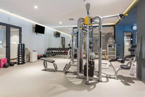 Interior Hotel Gym Equipment — Stock Photo, Image