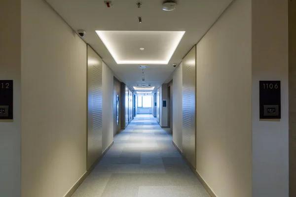 Interior Long Hotel Corridor — Stock Photo, Image