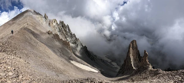 エルジェイス山登山 ウォーキング — ストック写真