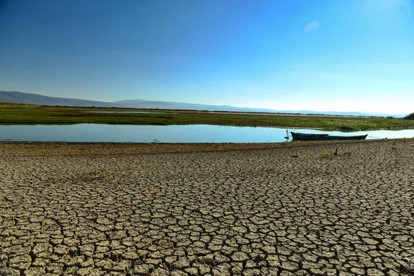 Reduzierung Von Wasser Boden Und Rissen — Stockfoto