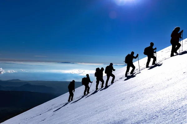 Escursioni Arrampicate Sulla Neve — Foto Stock