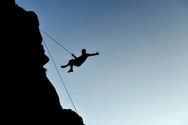 Silhouette Young Rock Climber — Stock Photo, Image