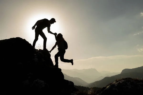 Climber Helping Hand Support Trust Togetherness — Stock Photo, Image