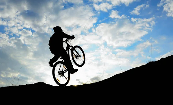 Radfahren für einen motivierenden Tag — Stockfoto