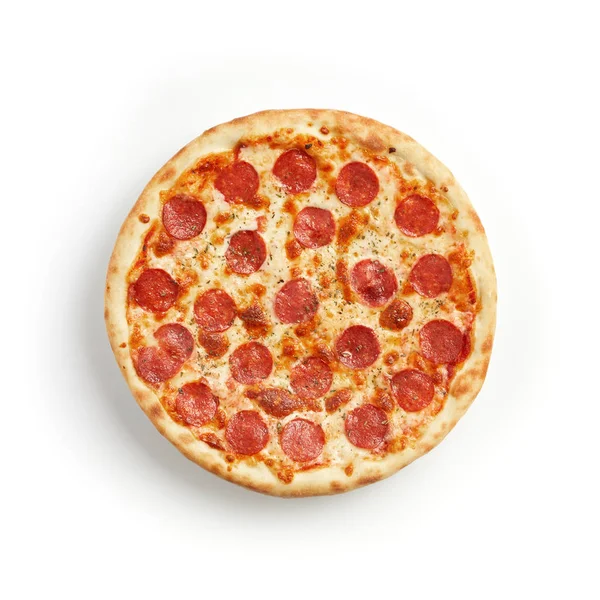 Dubbel pepperomi pizza isolerad — Stockfoto