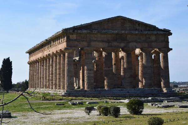 Aarchitettura Antica Tempio Greco Ritrovato Negli Scavi Archeologici Paestum Sede — Zdjęcie stockowe