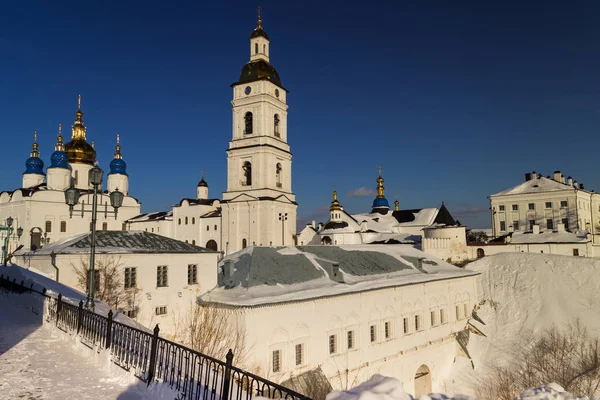 Tobolsk es una ciudad en Rusia. Tobolsk Kremlin . — Foto de Stock