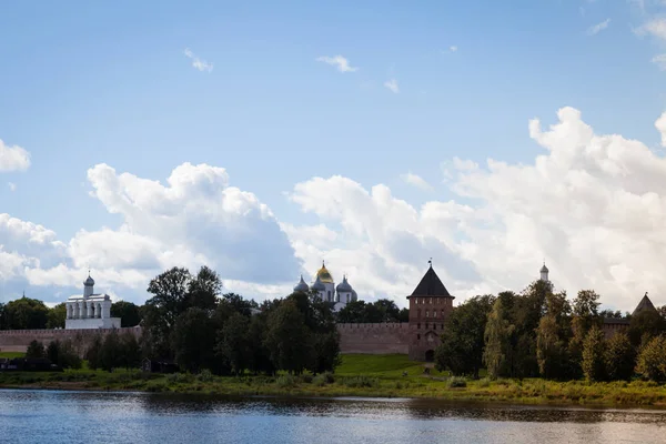 Veliky Novgorod jest jednym z najstarszych i ważnych historycznych Citi — Zdjęcie stockowe