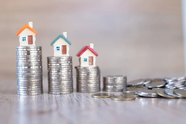 Huis Muntladder Onroerend Goed Concepten Hypotheken Beleggingen Geld Besparen Investeren — Stockfoto
