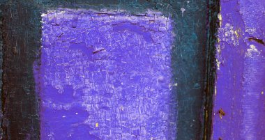 Ahşap üzerinde eski boya kalıntıları olan eski ahşap bir arka plan. Eski bir ağacın dokusu, eski bir ahşap arka plan soyma boyası. Kırık boyalı eski mavi tahta